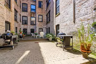 1334 W Birchwood Ave, Chicago, IL 60626 - Photo 21