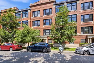 1334 W Birchwood Ave, Chicago, IL 60626 - Photo 23