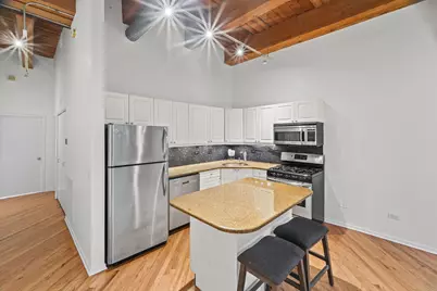 1801 W Larchmont Avenue #103, Chicago, IL 60613 - Photo 7