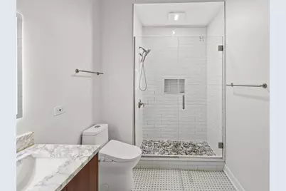 1801 W Larchmont Avenue #103, Chicago, IL 60613 - Photo 17