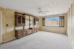 5251 Galitz St, Skokie, IL 60077 - Photo 13