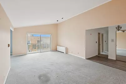 5251 Galitz Street #404, Skokie, IL 60077 - Photo 3