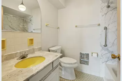 5251 Galitz Street #404, Skokie, IL 60077 - Photo 11