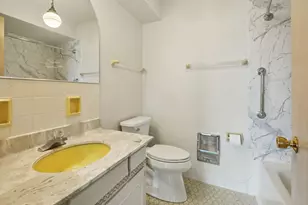 5251 Galitz St, Skokie, IL 60077 - Photo 11