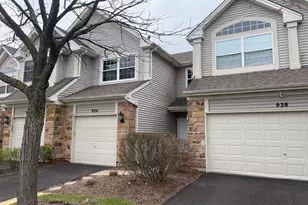 930 Mesa Dr, Lake in the Hills, IL 60156 - Photo 1