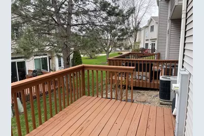 930 Mesa Drive, Lake in the Hills, IL 60156 - Photo 25
