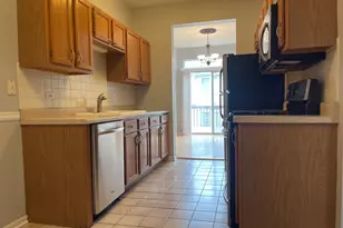 930 Mesa Dr, Lake in the Hills, IL 60156 - Photo 5