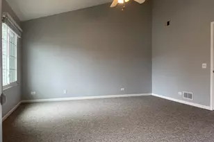 930 Mesa Dr, Lake in the Hills, IL 60156 - Photo 13
