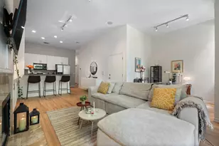 2542 N Seminary Ave, Chicago, IL 60614 - Photo 7