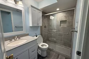1316 E Evergreen Dr, Palatine, IL 60074 - Photo 3