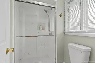 9213 S 83rd Ct, Hickory Hills, IL 60457 - Photo 17