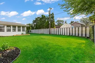 9213 S 83rd Ct, Hickory Hills, IL 60457 - Photo 25