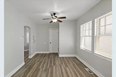 2809 Commercial Avenue, South Chicago Heights, IL 60411 - Photo 5