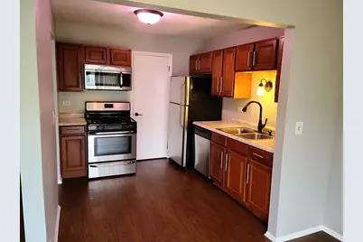 221 Hawthorne Court #C1, Schaumburg, IL 60193 - Photo 3