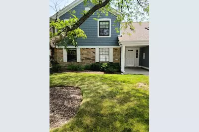 221 Hawthorne Court #C1, Schaumburg, IL 60193 - Photo 1