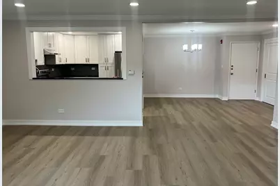 505 S Cleveland Avenue #207, Arlington Heights, IL 60005 - Photo 3