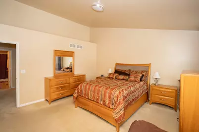 20456 Balsum Lane, Crest Hill, IL 60435 - Photo 17