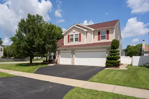 20456 Balsum Ln, Crest Hill, IL 60435 - Photo 1