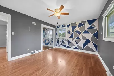 16728 Cottage Grove Avenue, South Holland, IL 60473 - Photo 9