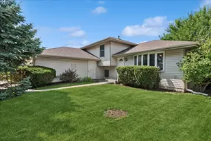 6911 Manchester Dr, Plainfield, IL 60586 - Photo 1