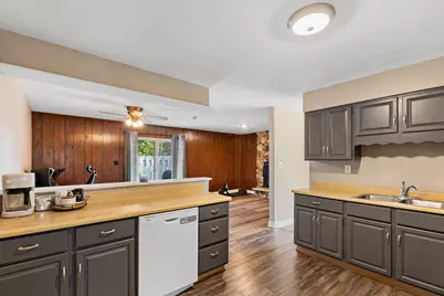 1971 Fleming Street, Watseka, IL 60970 - Photo 13