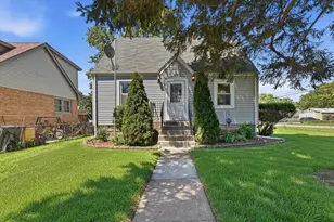 11800 S Ridgeway Ave, Alsip, IL 60803 - Photo 1
