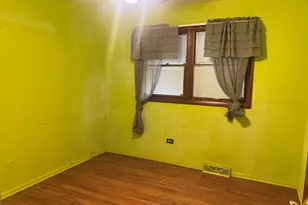 1120 W 107th Pl, Chicago, IL 60643 - Photo 5