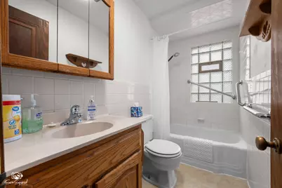 119 E 17th Street, Lockport, IL 60441 - Photo 13