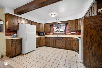 119 E 17th Street, Lockport, IL 60441 - Photo 9