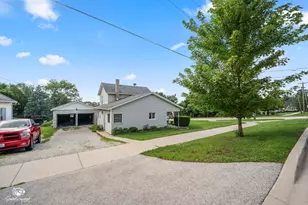 119 E 17th St, Lockport, IL 60441 - Photo 3