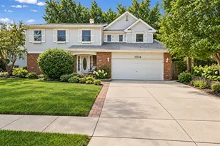 1104 Independence Dr, Bartlett, IL 60103 - Photo 1