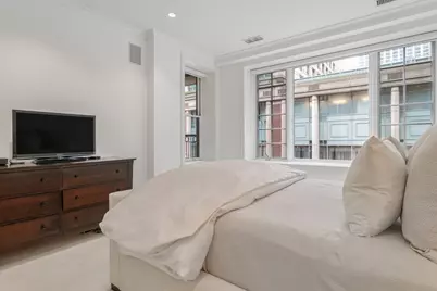 190 E Walton Street #302, Chicago, IL 60611 - Photo 15