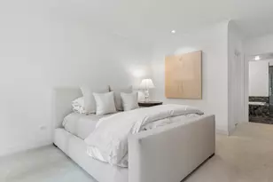 190 E Walton St, Chicago, IL 60611 - Photo 17