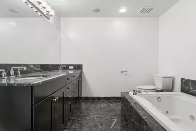 190 E Walton Street #302, Chicago, IL 60611 - Photo 19