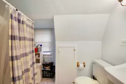101 W Maple Avenue, Roselle, IL 60172 - Photo 19