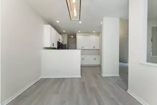 311 Abington Woods Dr, Aurora, IL 60502 - Photo 15