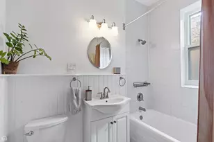 5321 S Woodlawn Ave, Chicago, IL 60615 - Photo 13