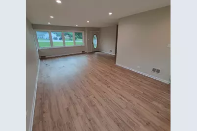 7N435 Linden Avenue, Medinah, IL 60157 - Photo 3
