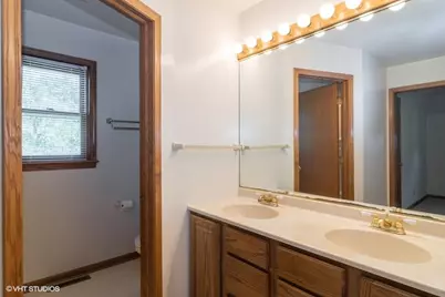 106 E Fox Road, Yorkville, IL 60560 - Photo 11
