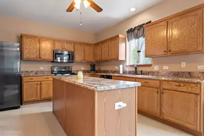 1896 Applewood Drive, Wauconda, IL 60084 - Photo 9