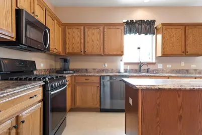 1896 Applewood Drive, Wauconda, IL 60084 - Photo 11
