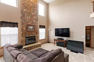 1896 Applewood Dr, Wauconda, IL 60084 - Photo 3