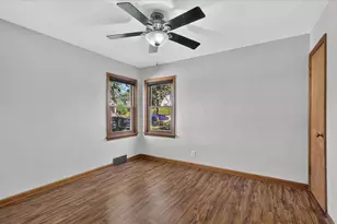 316 Hollister Ave, Rockford, IL 61108 - Photo 13