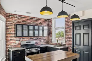 238 W 31st St, Chicago, IL 60616 - Photo 5