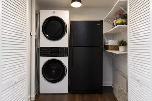 238 W 31st St, Chicago, IL 60616 - Photo 13