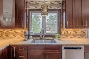 10512 Louetta Ln, Orland Park, IL 60467 - Photo 11