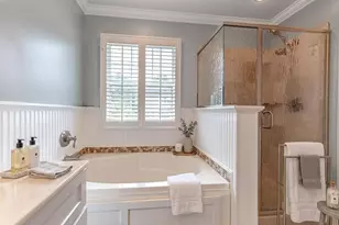 935 Ridgewood Dr, Cary, IL 60013 - Photo 17