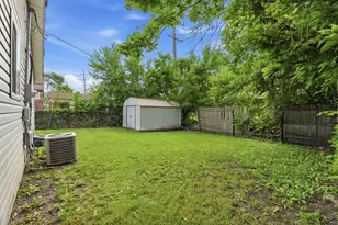3215 Emery Ln, Robbins, IL 60472 - Photo 13