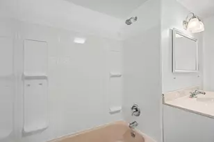 302 S Olmstead St, Oakwood, IL 61858 - Photo 19