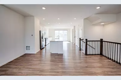 2939 Showplace Drive #2939, Naperville, IL 60564 - Photo 5